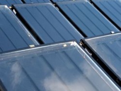 Brabantse Waard gaat zonnepanelen op huurwoningen plaatsen