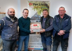 Groot onderhoud van 12 vloerrenovaties voor Eigen Haard 