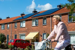 Ruim 3.000 huurders besparen met zonne-energie